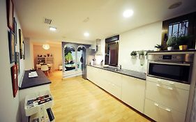 DONES Apartamento en el Casco Histórico de Zaragoza